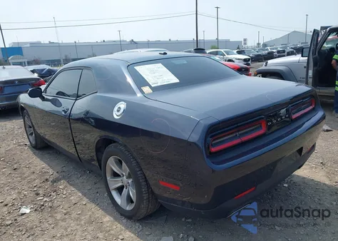 2017 Dodge Challenger Sxt из США, поврежденный, VIN 2C3CDZAG7HH549157